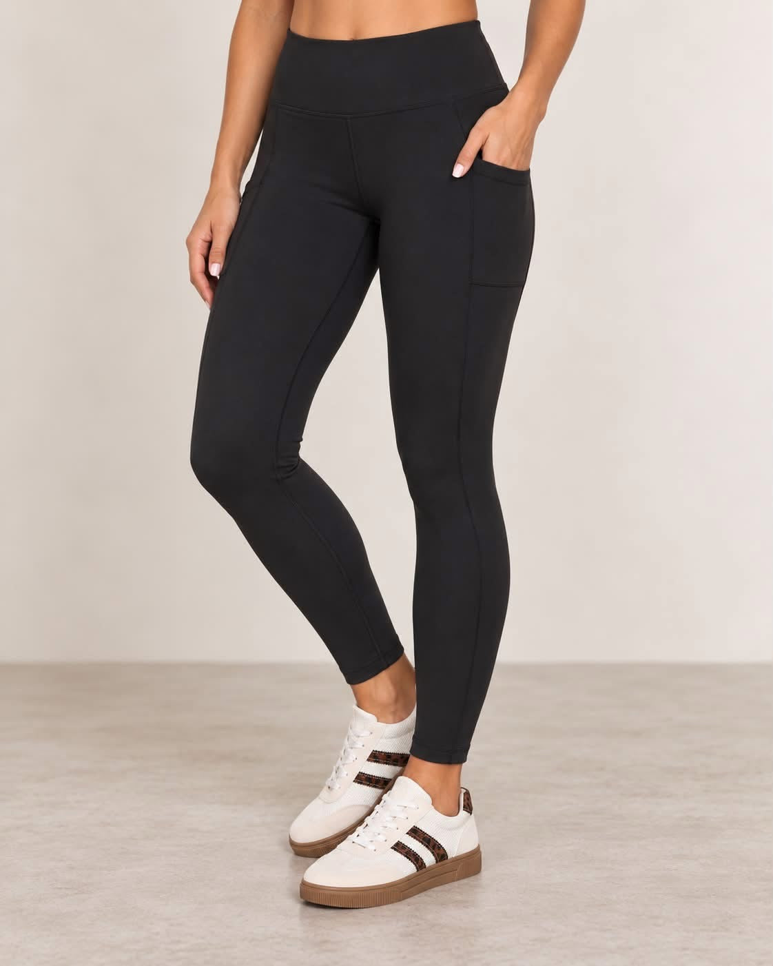 Black Pocket Leggings