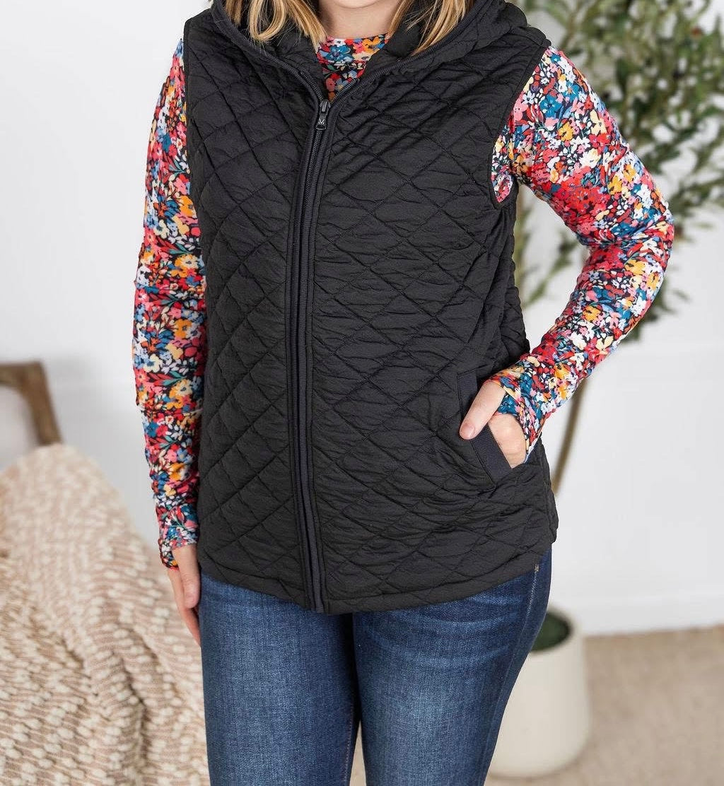 The Emery Hooded Vest/Black